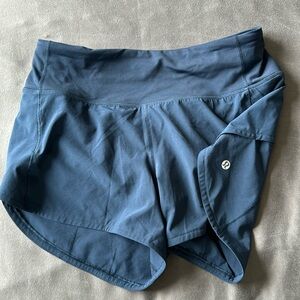 Lululemon midrise 4 inch Speed Up shorts in 4T